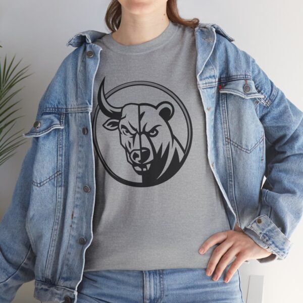 "Wall Street Bull & Bear" | Minimalist Trader T-Shirt Trading T-Shirt - Image 22