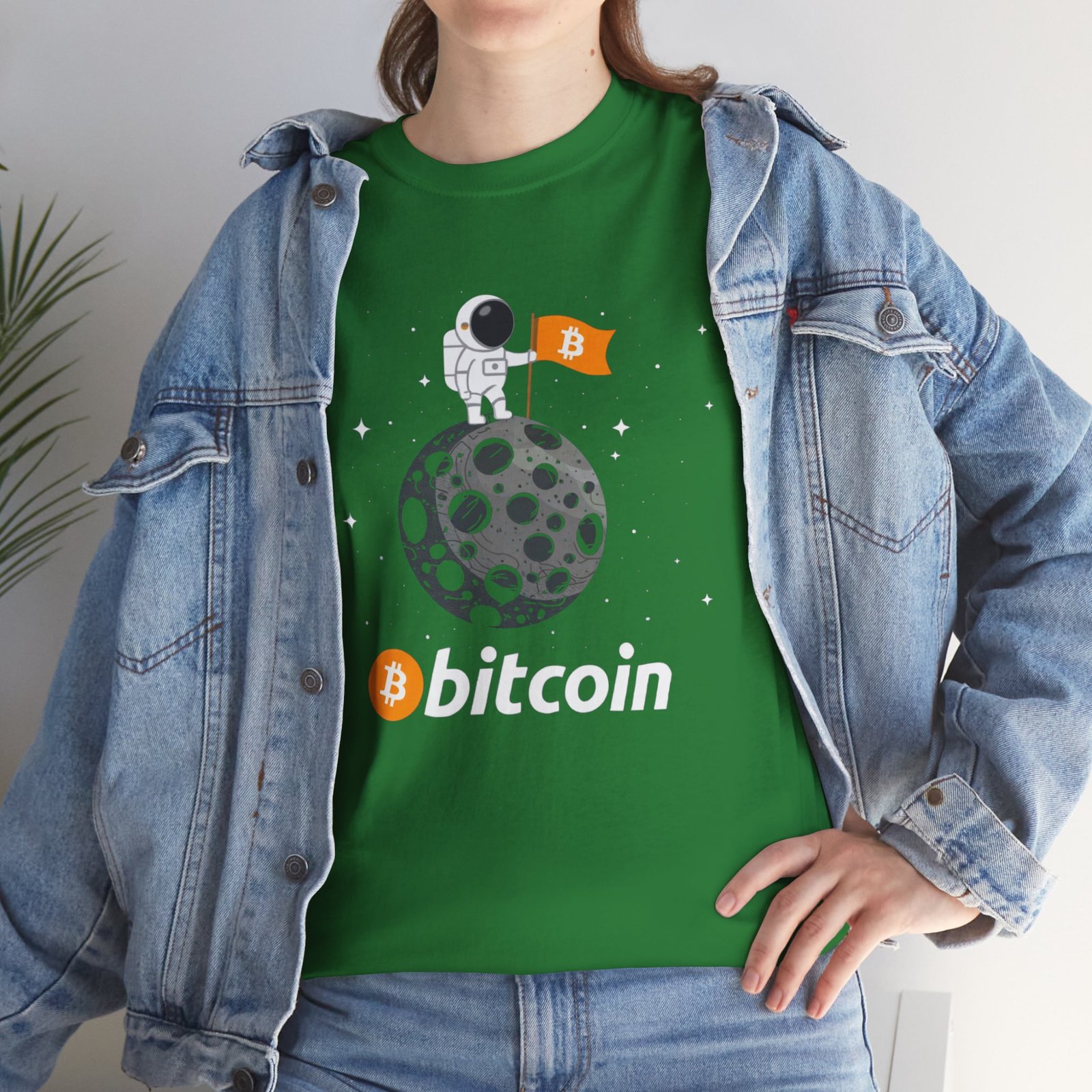 Bitcoin to the Moon Astronaut T-Shirt | Crypto T-Shirt - Image 40