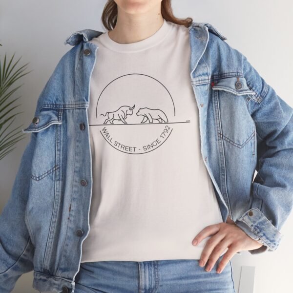 Wall Street Bull and Bear Minimalist 1792 Trader T-Shirt - Image 38