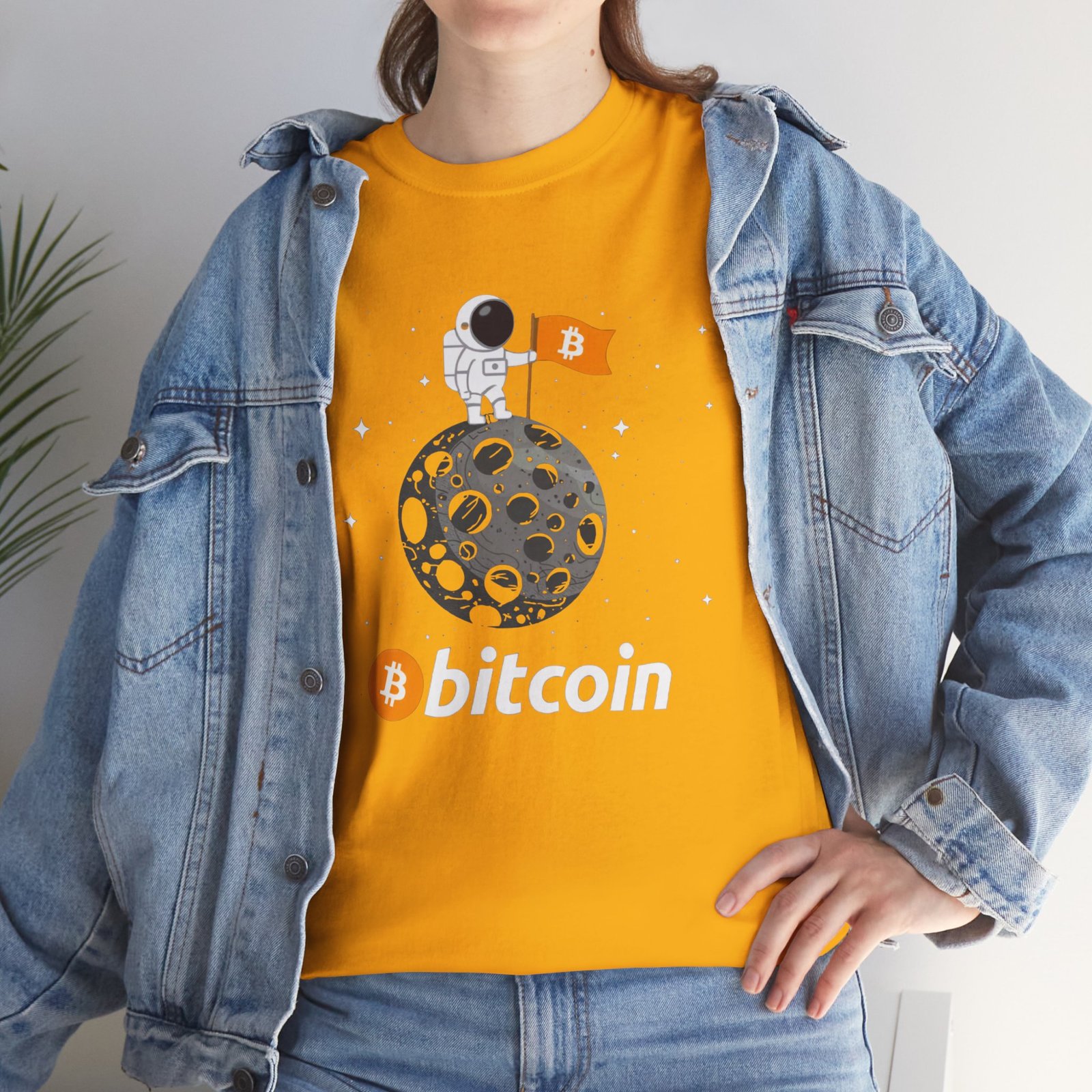 Bitcoin to the Moon Astronaut T-Shirt | Crypto T-Shirt - Image 22